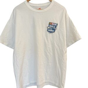 Men’s XL vintage Nascar hall of fame White Short Sleeve Tee EUC